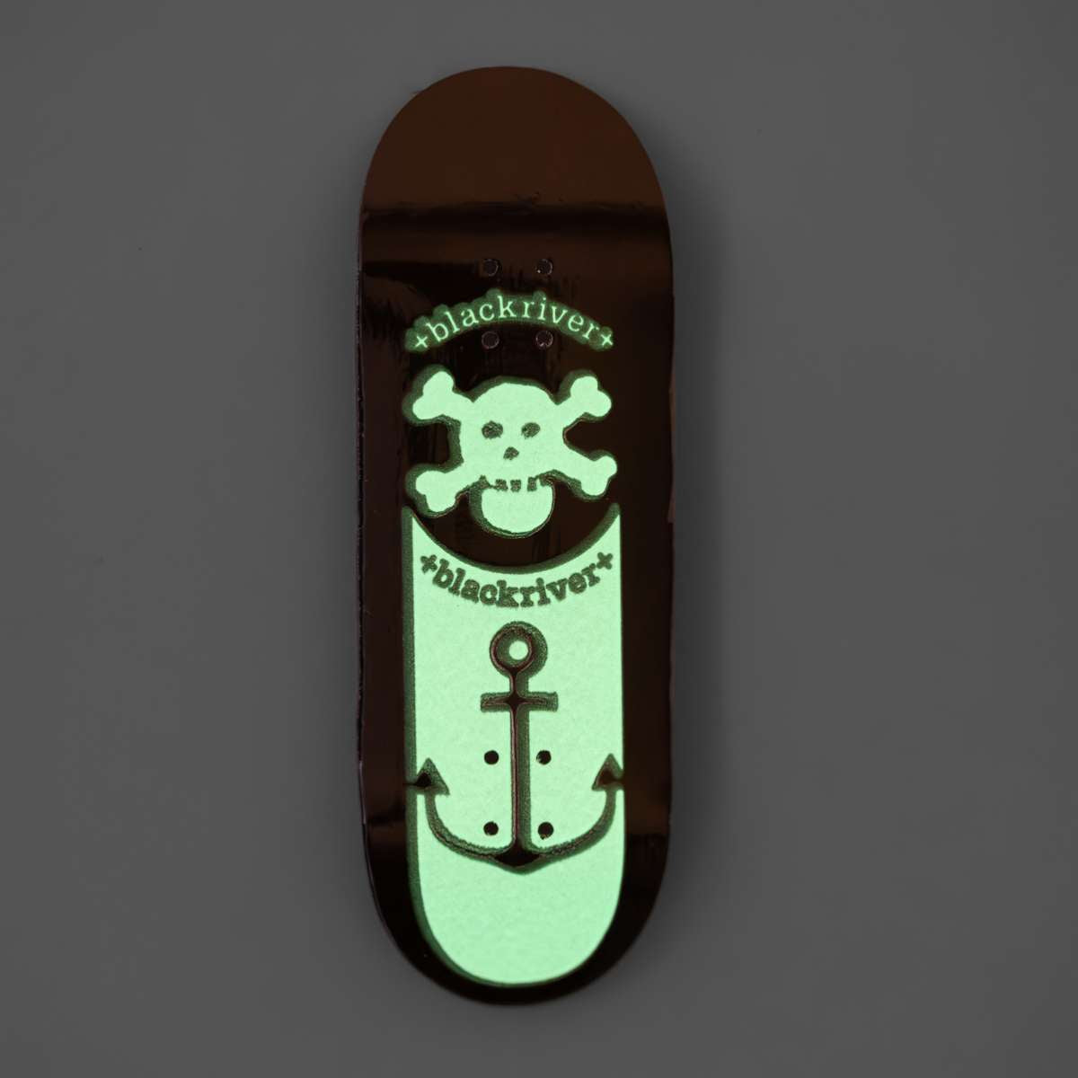Blackriver Fingerboard "Anchor" glow in the dark Set 33mm
